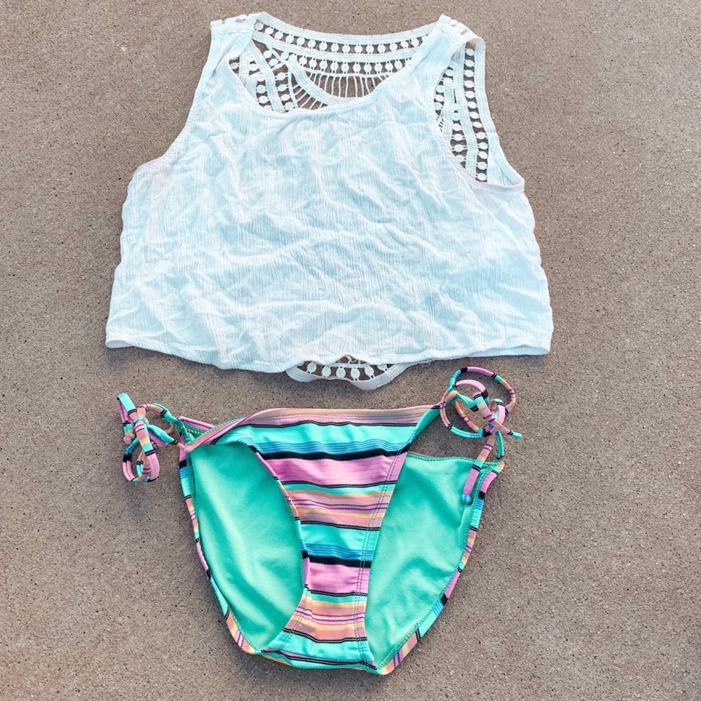 Bikini cover top and bikini bottoms